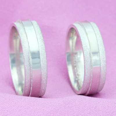 Alianças Compromisso Prata Polidas E Diamantadas 6mm 10g
