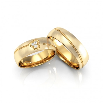 Alianças Casamento Ouro Foscas com Coração e Friso 6mm 14g