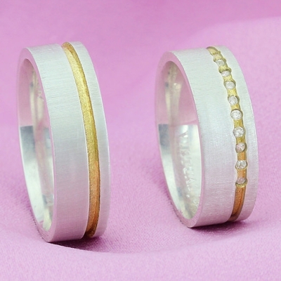 Alianças Compromisso Prata Foscas Aplique Em Ouro 6mm 12g com Friso e Pedras