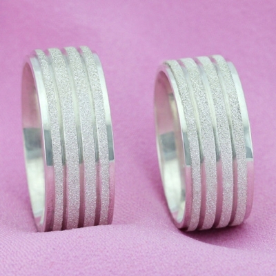Alianças Compromisso Prata Laterais Rebaixadas Diamantadas 8mm 16g