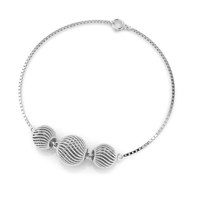 Pulseira Prata Coleção Órbita Pingentes Pequenos e Médio