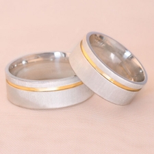 Alianças Namoro Loveways 7,5mm Quadradas Foscas 